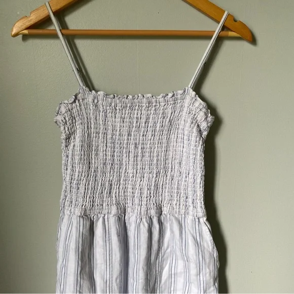 Abercrombie & Fitch Linen Blend Smocked Jumpsuit Size Large - Picture 3 of 10